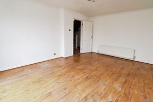 PYEFLEET CLOSE- click for photo gallery